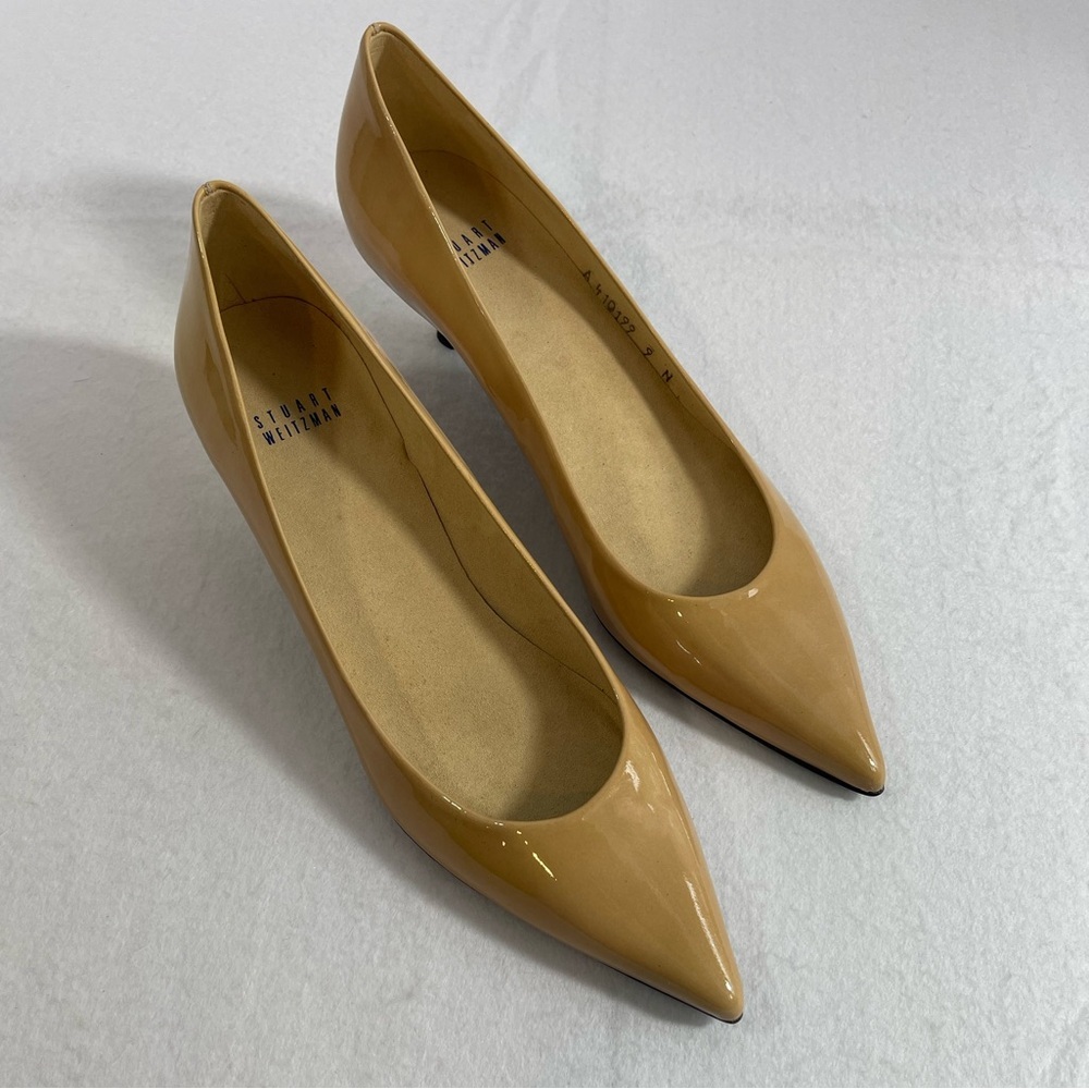 NWOB Stuart Weitzman Power 50 Kitten Heel pointy toe pumps